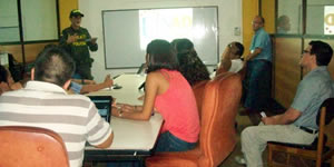 Charla sobre Seguridad con el grupo Gaula