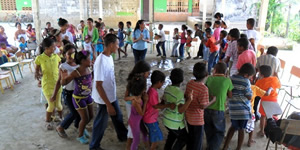 Egresada en psicología es la mano amiga de familias vulnerables de Corozal