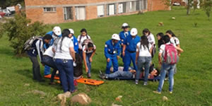 En el Centro de Educación Abierta y a Distancia -CEAD-  Fusagasugá Arbeláez, la  Cruz Roja realiza  simulacro de terremoto 