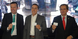Gobernador de Santander y más 16 mil funcionarios recibieron la  Ciudadanía digital