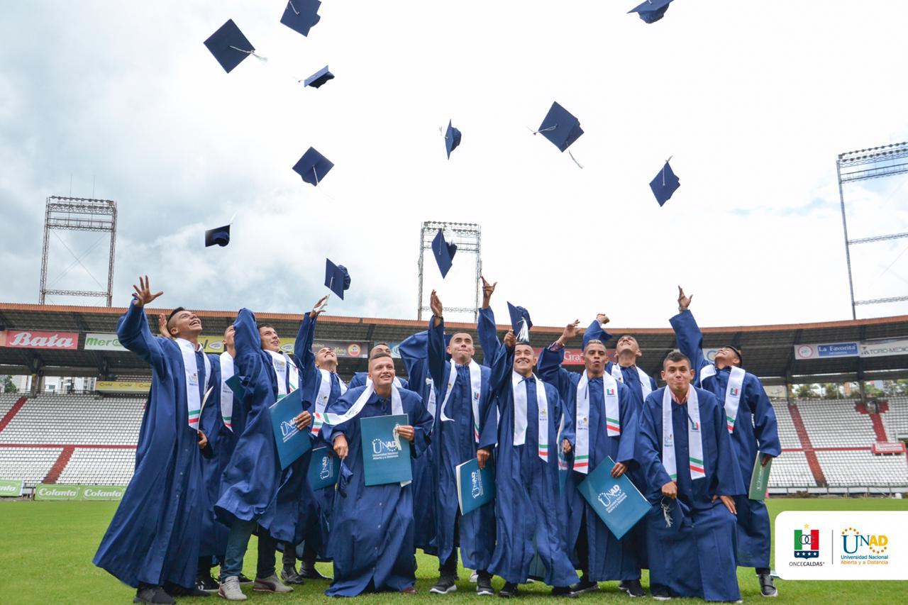 Jóvenes del Once Caldas, se gradúan como bachilleres Convenio UNAD-ONCE CALDAS 