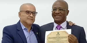 Rector de la UNAD y director zonal fueron reconocidos por la Asamblea del Valle del Cauca