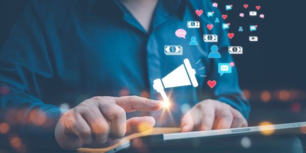 ¿Cómo puede impulsarte la Maestría en Marketing? 