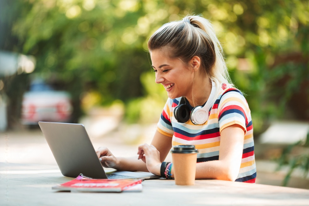 ¿Por qué es importante usar una VPN para seguridad en redes Wi-Fi públicas? Guía de protección de datos 