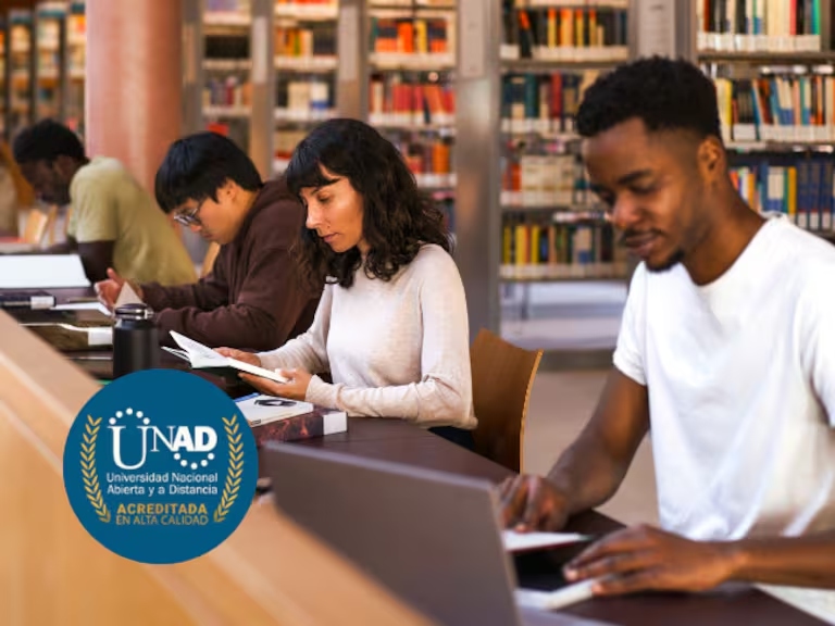 Caracol Radio destaca convocatoria de la UNAD para estudiar pregrado gratis en el primer semestre de 2026