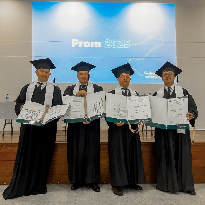 De la ruta al aula: conductores de Postobón se gradúan como bachilleres en la UNAD