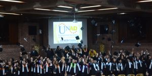 Tecnología en Regencia de Farmacia de la UNAD renueva Registro Calificado