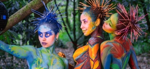 Arte efímero, impacto duradero: El talento del estudiante Unadista Edgar Giovanni Díaz en bodypainting