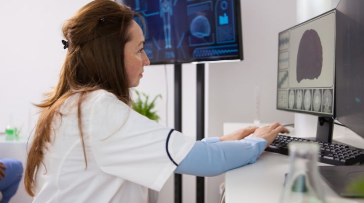 IA con evidencia clínica: cómo los modelos RAG están cambiando las reglas en la salud materna