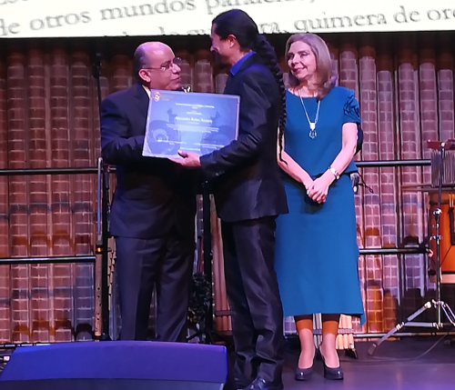 En su aniversario 37, la UNAD reconoce a  Líderes colombianos que contribuyen a la paz y desarrollo del país