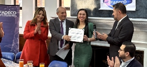 La UNAD reconoce a AFADECO por sus 25 Años contribuyendo a la educación de Economía en Colombia