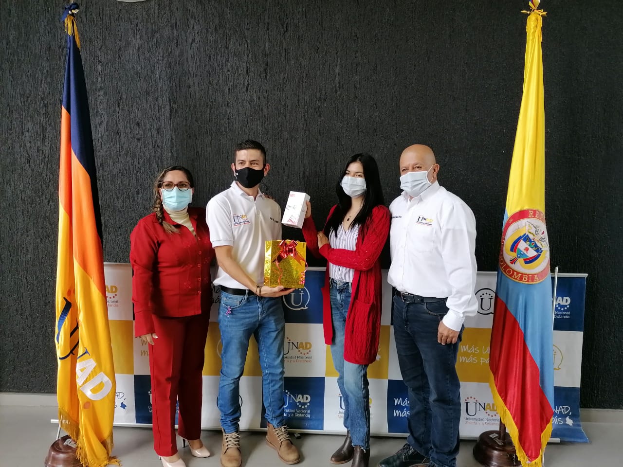 Entrega del premio al primer puesto