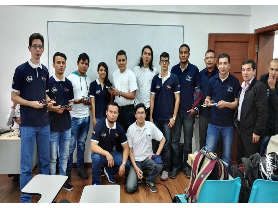 La Universidad Abierta y a Distancia  participó en el evento internacional RUNIBOT a través del Semillero de Ingeniería