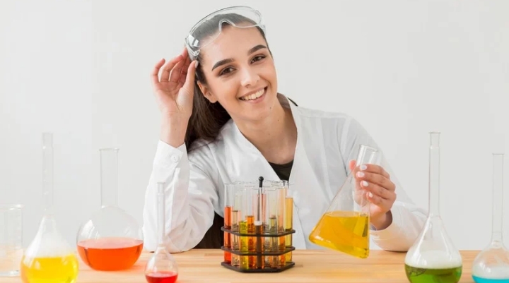 La química que da vida al campo: Compuestos orgánicos oxigenados en el eje agropecuario y ambiental