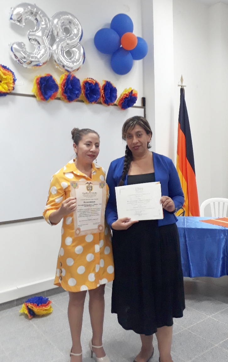 Reconocimiento a la UNAD por su aporte a la comunidad Asisense