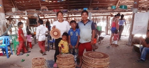 El bejuco yaré, el emprendimiento de José Neikase para fortalecer el territorio y la cultura del grupo étnico Okaina de la  Chorrera Amazonas