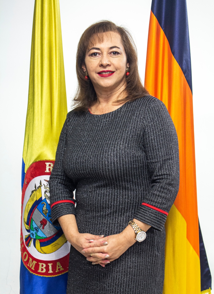 CLARA PEDRAZA DECANA ECEDU 1
