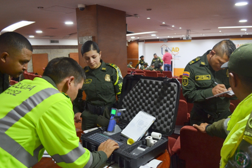 La UNAD renueva aval del Instituto Nacional de Medicina Legal para capacitar en uso de alcohosensores