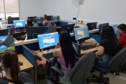 La UNAD impulsa 20 tiendas virtuales con su programa de transformación digital