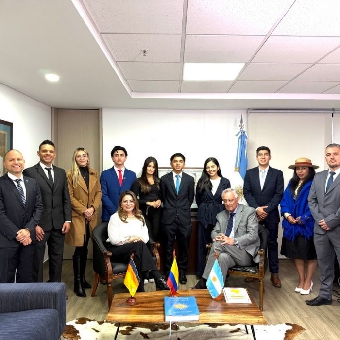 La UNAD celebró el Día del Negociador Internacional 