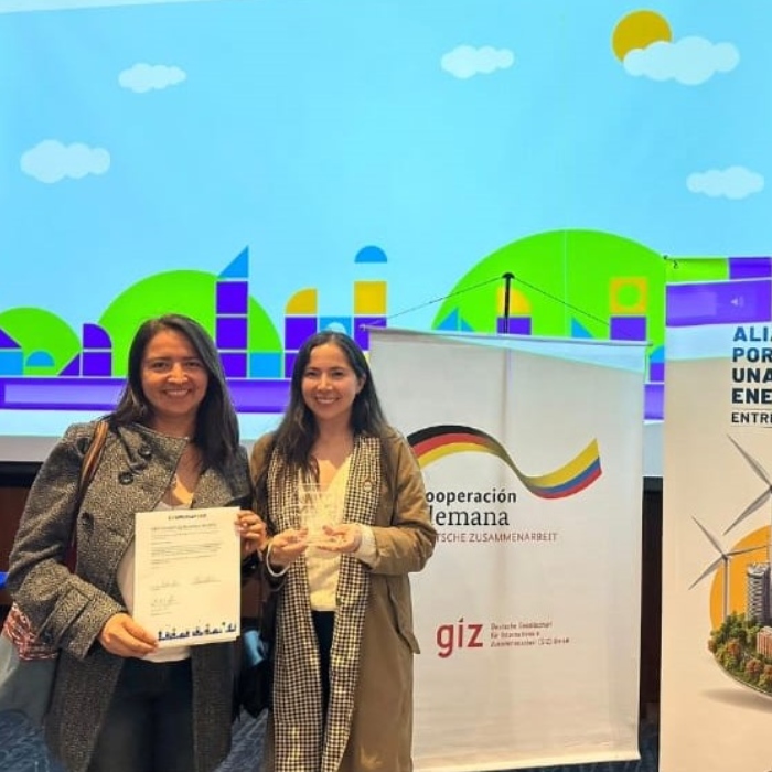 Proyecto CampoUNAD recibe reconocimiento nacional por innovación social sostenible