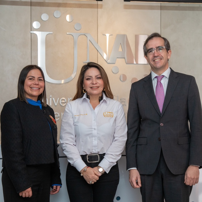 UNAD y EUDE avanzan en convenio internacional para doble titulación en posgrados 