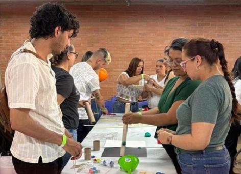 UNAD impulsa transformación educativa en Encuentro STEM+ 2025