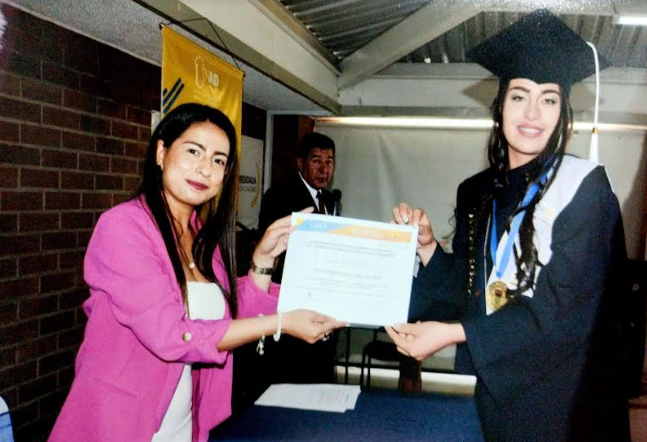 Del colegio a la universidad: El caminar de Yeni López por la UNAD
