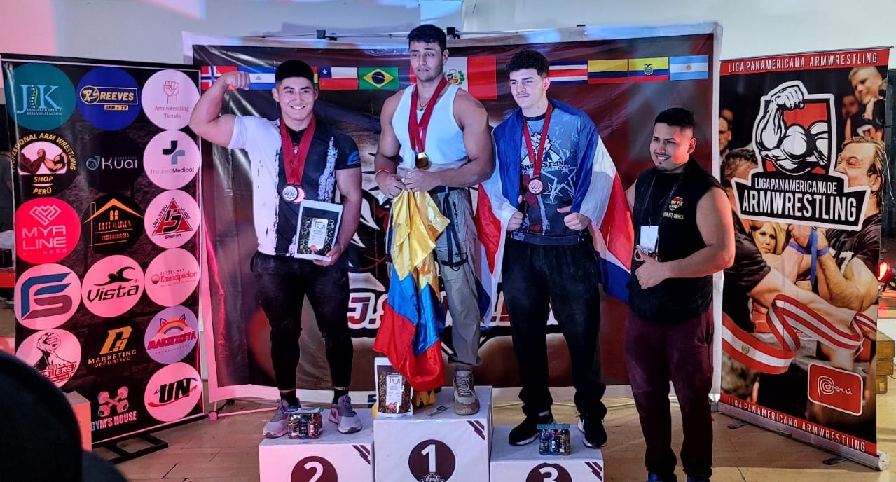 Estudiante del programa Gestión Deportiva es Campeón del Torneo Lucha de Brazos J. Santillán en Perú