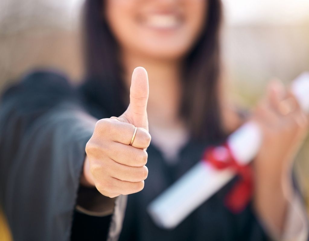 ¿Eres bachiller? Así puedes acceder a becas y apoyos económicos para transformar tu futuro