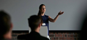 Participa como ponente en el IX Encuentro de Semilleros de Investigación durante el 3er. Congreso Internacional de Psicología de la UNAD