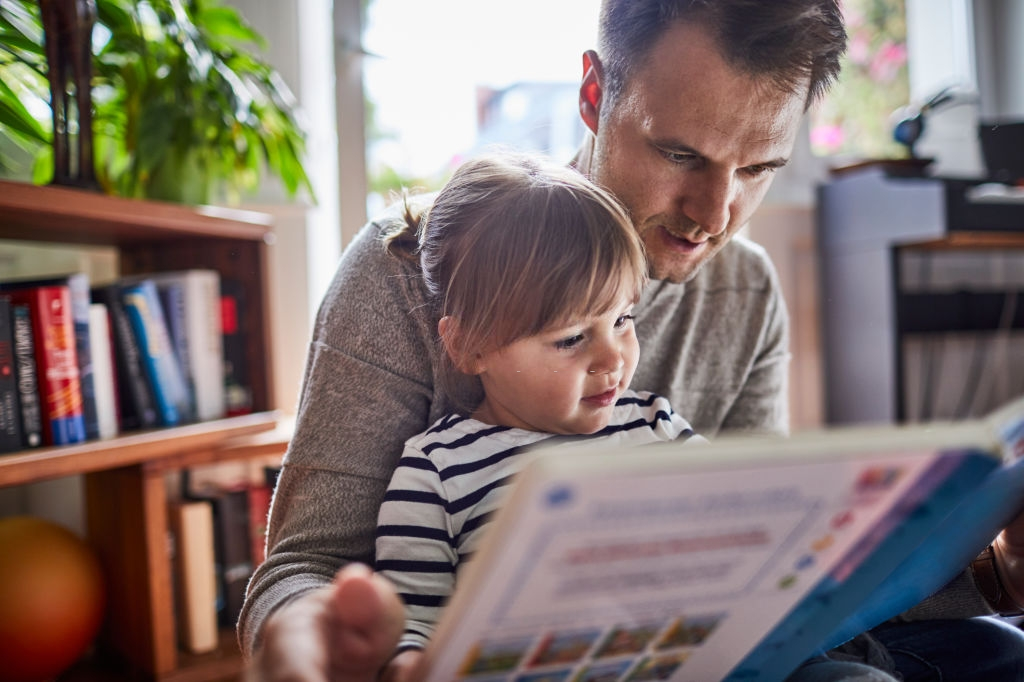 Desde casa los padres aplican la influencia de la literatura como medio para la enseñanza de valores en niños de 3 a 7 años
