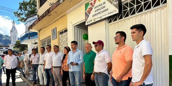 UNAD y municipios de Santander firman convenios estratégicos para la extensión agropecuaria