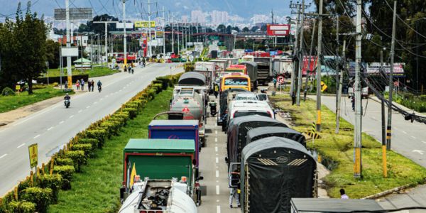 El impacto del paro de transportistas en la economía colombiana: ¿Cómo abordar la crisis?