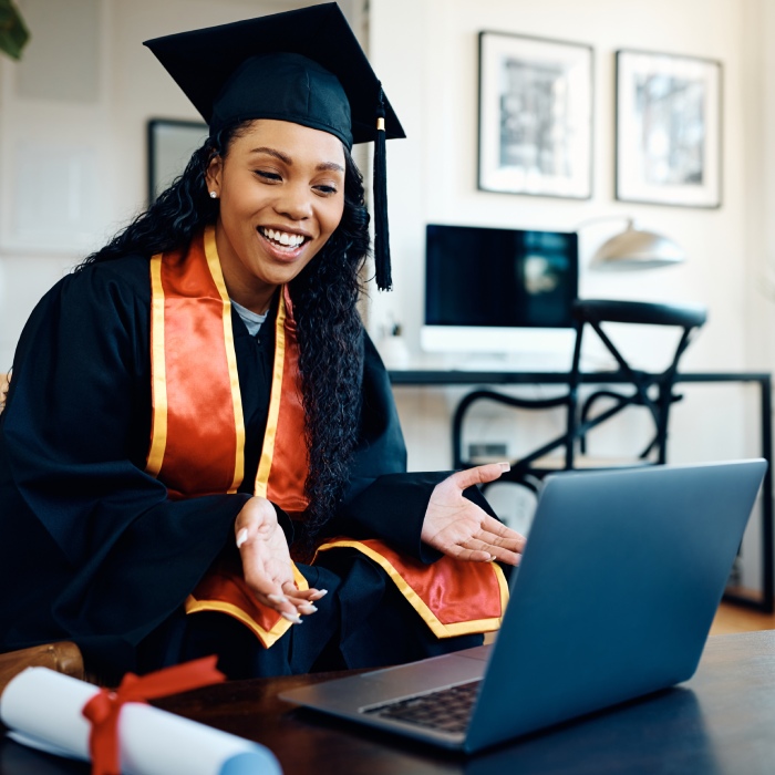La UNAD mantiene sin incrementos el valor de los créditos académicos de posgrados para 2026