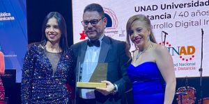 El diario Boyacá Siete Días destacó los premios que obtuvo  la UNAD en los Latam Digital