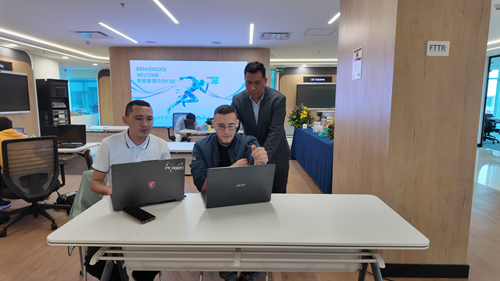 Tres estudiantes de la UNAD representarán a Colombia en competencia internacional de Huawei