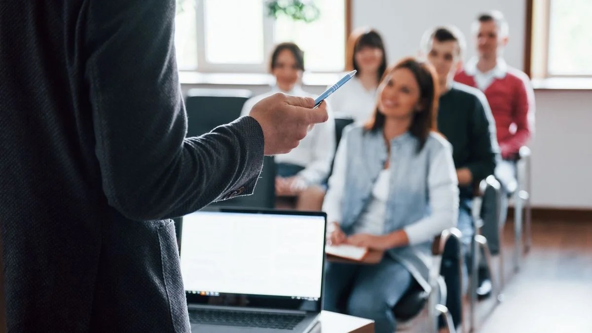 Las universidades en Colombia que ganaron y perdieron más estudiantes en 2025: